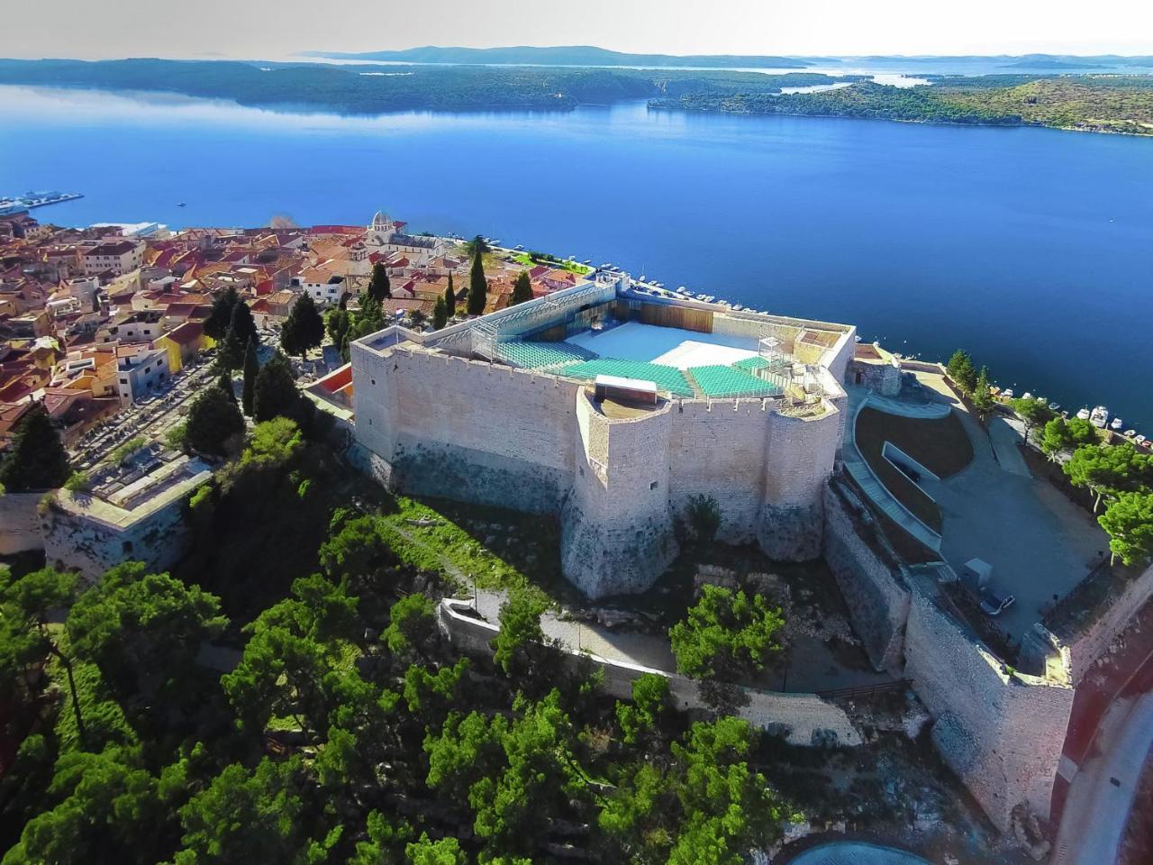 Modern Apartment In Primo Ten Burnji With Private Terrace Dolac Экстерьер фото